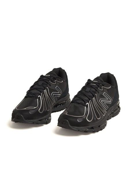Sneakers U189093H black